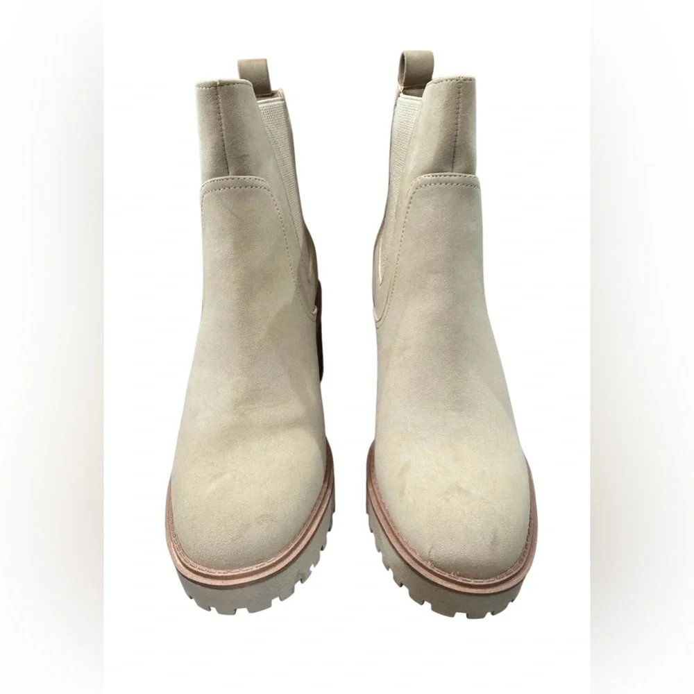 NWT MIA Womens Corin Lug Sole Casual Boots Ankle High Heel 3